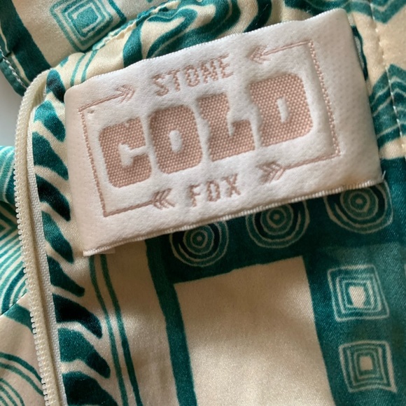 Stone cold fox top - Picture 3 of 5